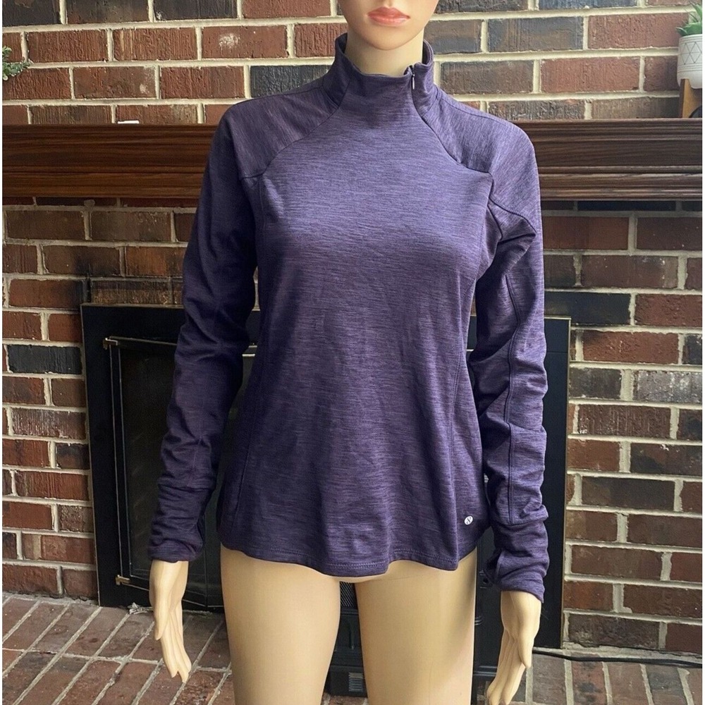 Layer 8  Women's Athletic Performance Top Long Sleeve Purple Size M Quick Dry‎